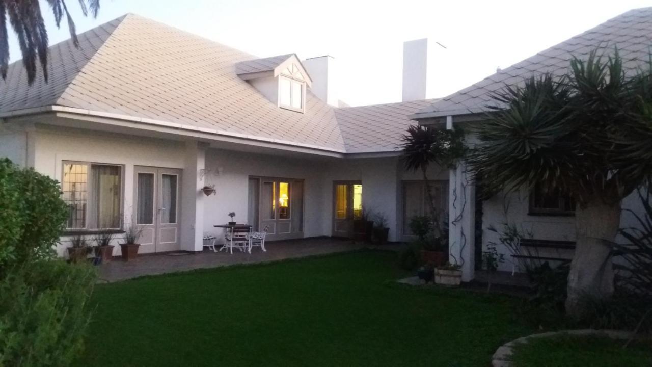 Haus Schaaf B&B Walvis Bay Eksteriør bilde