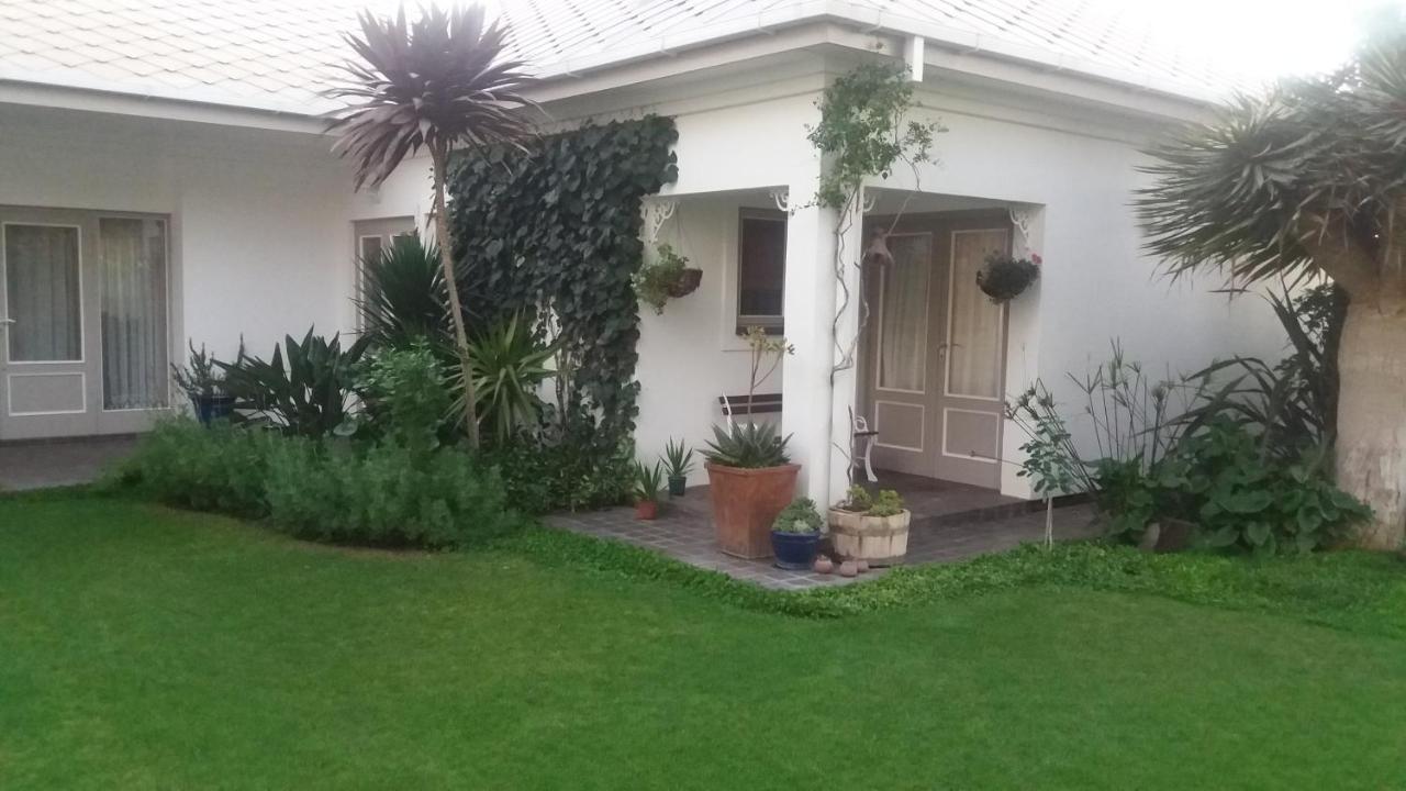 Haus Schaaf B&B Walvis Bay Eksteriør bilde